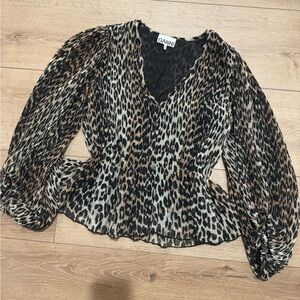 🐆🖤Ganni Flowy Chic Leopard Print Pleated Statement Night Out Top